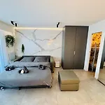 Beautiful Beachfront 4 Pers