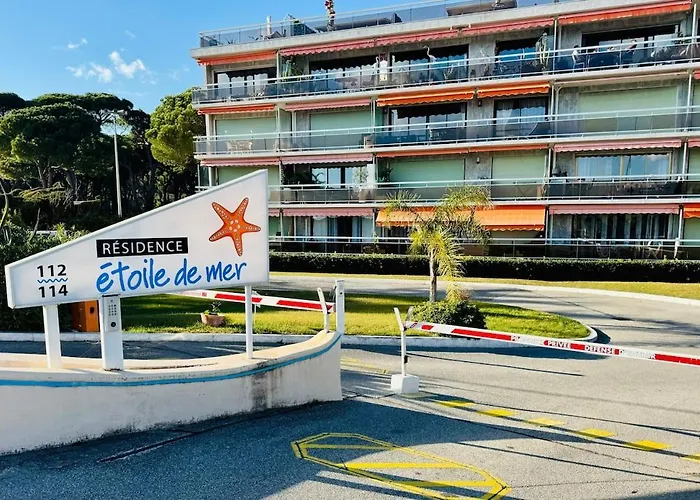 Beautiful Beachfront 4 Pers Apartman Cannes