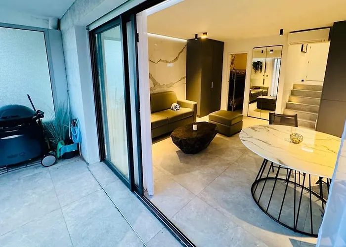 Beautiful Beachfront 4 Pers Apartman