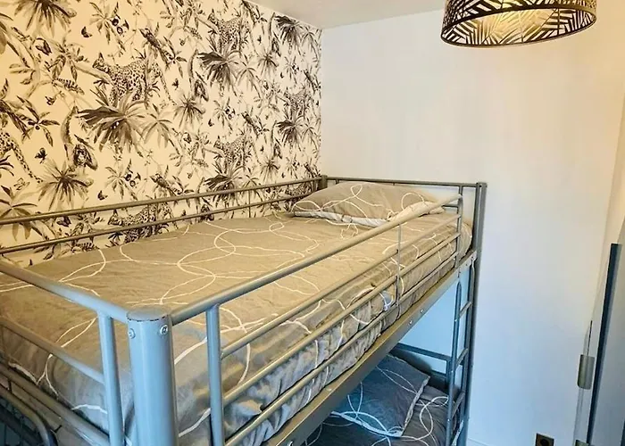 Beautiful Beachfront 4 Pers Apartman Cannes